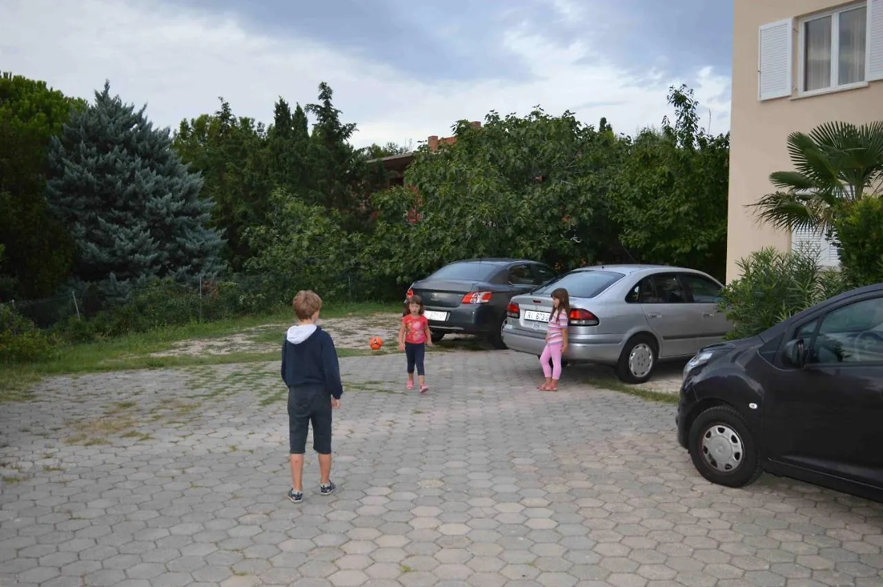 Apartments With A Parking Space Punat, Krk - 16307 Croatia