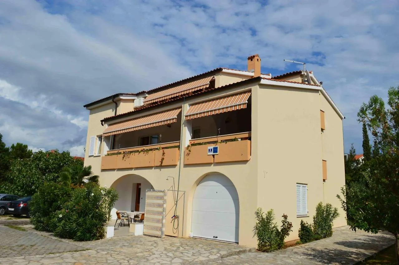 Apartments With A Parking Space Punat, Krk - 16307 0*, Punat Croatia