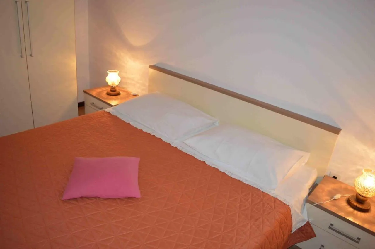 Apartments With A Parking Space Punat, Krk - 16307 Croatia